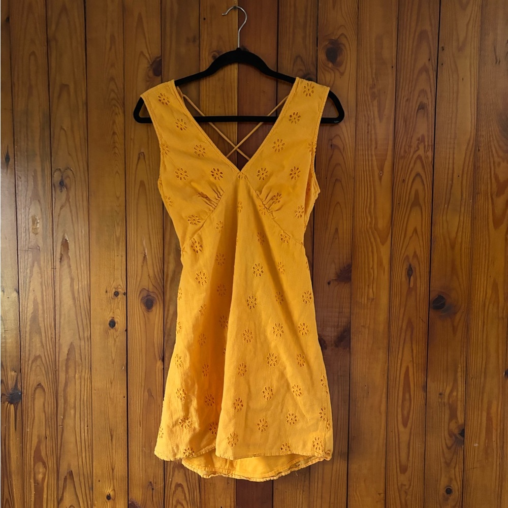 Yellow Floral Eyelet V-Neck Sundress Open Back Concert Festival Boho